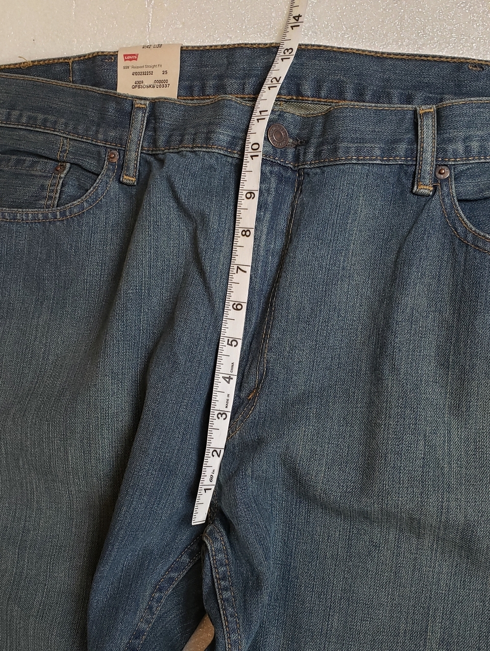 NWT Levi's 559 Jeans Men's 42x30  Relaxed Straight - Picture 5 of 14